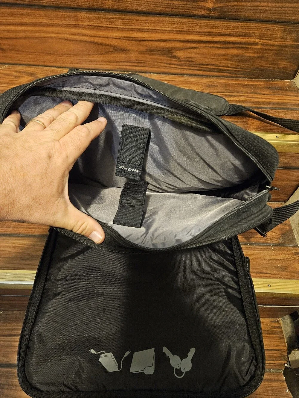 Targus durable black